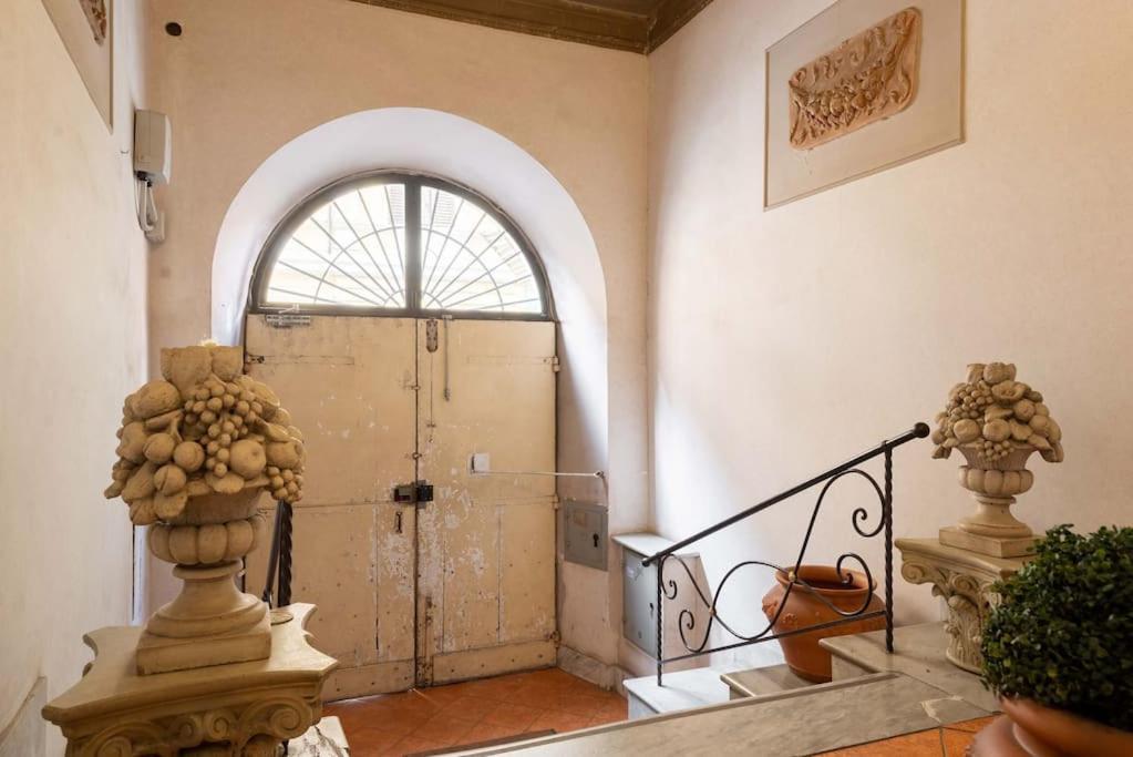 Colosseum 10Steps Away, Marco Aurelio Luxury House Roma Esterno foto