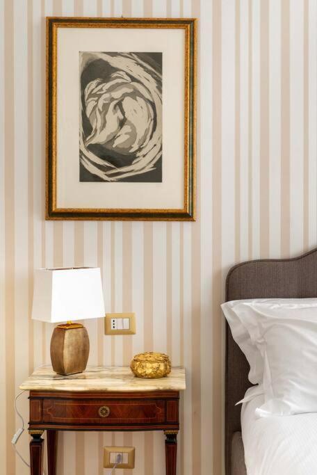 Colosseum 10Steps Away, Marco Aurelio Luxury House Roma Esterno foto